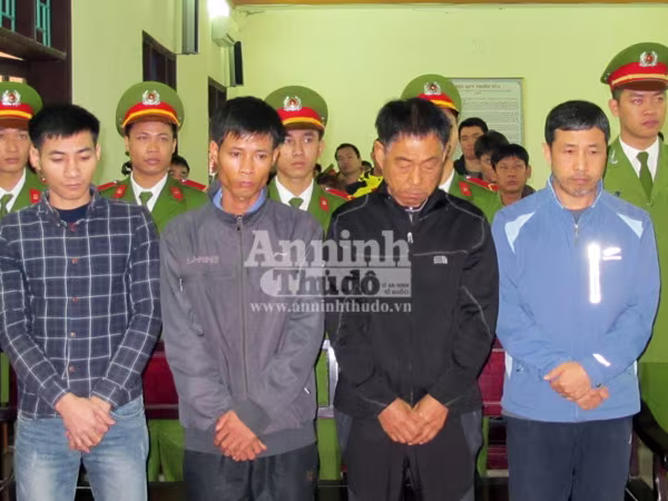 Vụ sập giàn giáo tại công trường Formosa: Bị hại, người thân bị hại đồng loạt xin giảm án cho bị cáo ảnh 2 Vụ sập giàn giáo tại công trường Formosa: Bị hại, người thân bị hại đồng loạt xin giảm án cho bị cáo ảnh 2