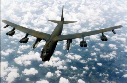 Audio 19-12-2015: B-52 Mỹ bay sát đảo nhân tạo Trung Quốc bồi đắp trái phép ở Biển Đông ảnh 3 Audio 19-12-2015: B-52 Mỹ bay sát đảo nhân tạo Trung Quốc bồi đắp trái phép ở Biển Đông ảnh 3