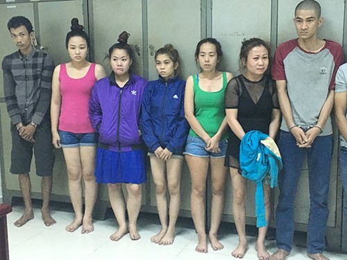 Audio 20-12-2015: Nam sinh lớp 12 đánh bạn tử vong vì nghĩ bạn lừa bán đồ ăn cắp ảnh 3 Audio 20-12-2015: Nam sinh lớp 12 đánh bạn tử vong vì nghĩ bạn lừa bán đồ ăn cắp ảnh 3