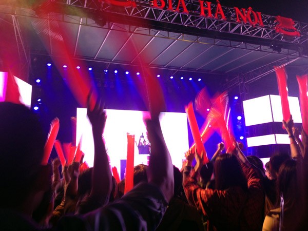 "Bùng cháy" đêm hội DJ Music - Exciting Habeco ảnh 10 "Bùng cháy" đêm hội DJ Music - Exciting Habeco ảnh 10