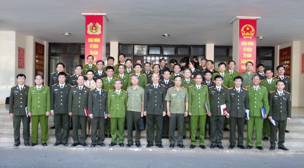 Trung tướng Phạm Dũng thăm và làm việc với lực lượng Công an tỉnh Đắk Lắk ảnh 2 Trung tướng Phạm Dũng thăm và làm việc với lực lượng Công an tỉnh Đắk Lắk ảnh 2