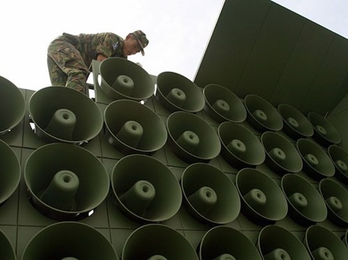 Audio 8-1-2016: Đại sứ Việt Nam tại Australia trấn an du học sinh sau vụ lừa đảo vé máy bay ảnh 5 Audio 8-1-2016: Đại sứ Việt Nam tại Australia trấn an du học sinh sau vụ lừa đảo vé máy bay ảnh 5