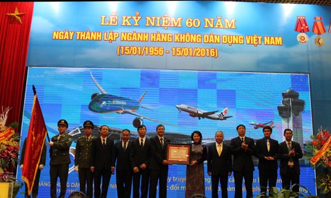 Hàng không dân dụng Việt Nam đón nhận Huân chương Lao động hạng Nhất ảnh 1 Hàng không dân dụng Việt Nam đón nhận Huân chương Lao động hạng Nhất ảnh 1