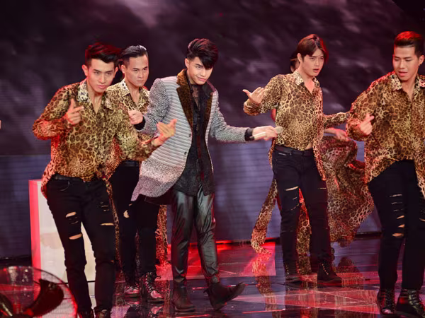 Noo Phước Thịnh dẫn đầu The Remix với điểm số cao kỷ lục ảnh 6