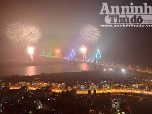 Audio 20-1-2016: Không bắn pháo hoa trên cầu Nhật Tân dịp Tết Nguyên đán Bính thân ảnh 2