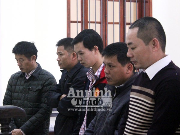 Mua IC thật về chế thành IC giả, bán cho các cây xăng để "móc túi" khách hàng ảnh 1 Mua IC thật về chế thành IC giả, bán cho các cây xăng để "móc túi" khách hàng ảnh 1