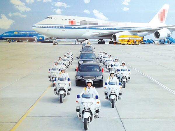 Những "kỵ binh" bảo vệ khách VIP trên đường ảnh 2 Những "kỵ binh" bảo vệ khách VIP trên đường ảnh 2