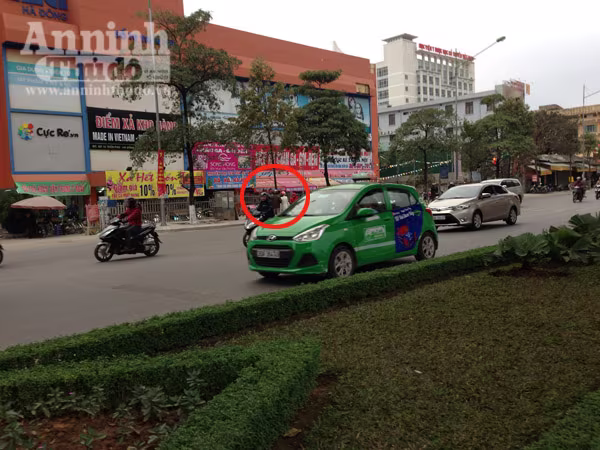 Đường phố Hà Nội thông thoáng trong ngày làm việc đầu tiên của năm mới Bính Thân ảnh 8 Đường phố Hà Nội thông thoáng trong ngày làm việc đầu tiên của năm mới Bính Thân ảnh 8