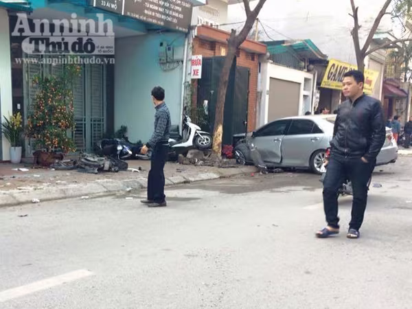 Lái xe Camry gây tai nạn nghiêm trọng làm 3 người tử vong ảnh 1 Lái xe Camry gây tai nạn nghiêm trọng làm 3 người tử vong ảnh 1