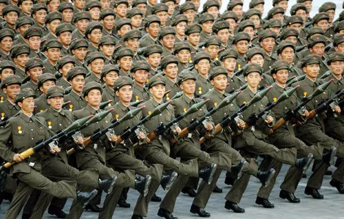 Audio 6-3-2016: Tránh xe máy, xe khách chở 34 người hành hương chùa Ba Vàng lật đổ bên đường ảnh 6 Audio 6-3-2016: Tránh xe máy, xe khách chở 34 người hành hương chùa Ba Vàng lật đổ bên đường ảnh 6