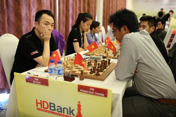 Giải Cờ vua Quốc tế HDBank 2016: Thanh An bất ngờ cầm hòa cựu kỳ thủ số 1 Việt Nam Đào Thiên Hải ảnh 5 Giải Cờ vua Quốc tế HDBank 2016: Thanh An bất ngờ cầm hòa cựu kỳ thủ số 1 Việt Nam Đào Thiên Hải ảnh 5