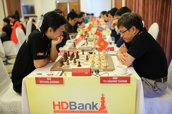 Giải Cờ vua Quốc tế HDBank 2016: Thanh An bất ngờ cầm hòa cựu kỳ thủ số 1 Việt Nam Đào Thiên Hải ảnh 2 Giải Cờ vua Quốc tế HDBank 2016: Thanh An bất ngờ cầm hòa cựu kỳ thủ số 1 Việt Nam Đào Thiên Hải ảnh 2