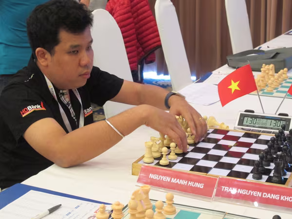 Kỳ thủ khiếm thị và ước mơ một lần giành chiến thắng trước kỳ thủ mắt sáng ảnh 2