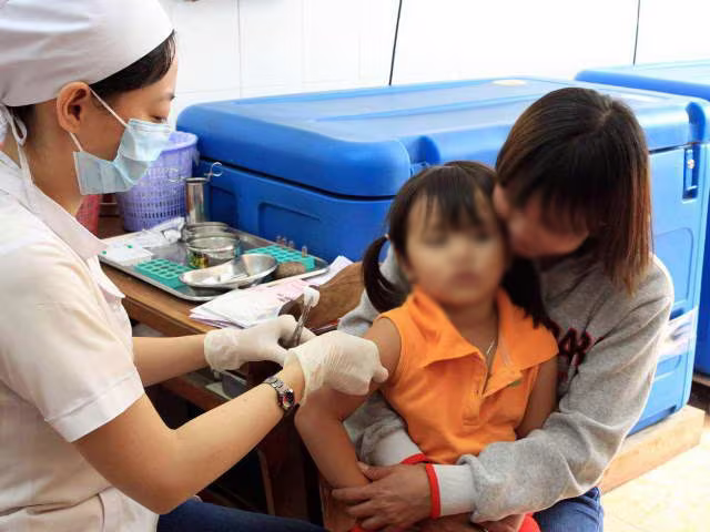 Audio 27-3-2016: Cháy lớn ở bệnh viện lúc nửa đêm, người nhà và bệnh nhân hốt hoảng tháo chạy ảnh 2 Audio 27-3-2016: Cháy lớn ở bệnh viện lúc nửa đêm, người nhà và bệnh nhân hốt hoảng tháo chạy ảnh 2