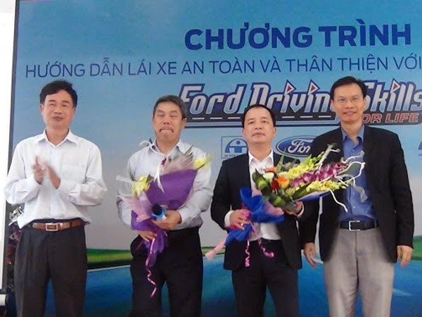 Lái xe an toàn nên được giảm phí đóng bảo hiểm ảnh 2 Lái xe an toàn nên được giảm phí đóng bảo hiểm ảnh 2