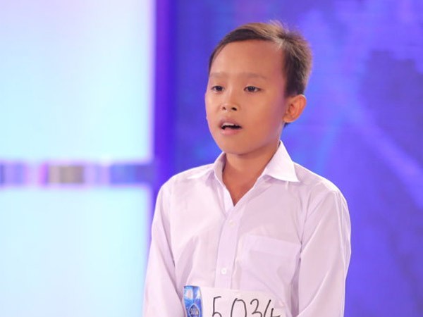 Cậu bé "hát đám cưới" gây xúc động mạnh trên sân khấu Vietnam Idol kids ảnh 1 Cậu bé "hát đám cưới" gây xúc động mạnh trên sân khấu Vietnam Idol kids ảnh 1