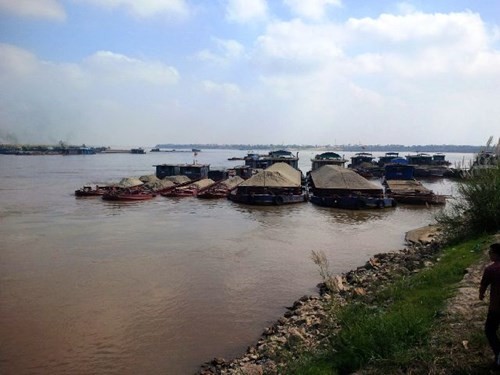 Audio 7-5-2016: Quảng Bình thuê thợ lặn tìm nguyên nhân cá chết dưới đáy biển ảnh 1 Audio 7-5-2016: Quảng Bình thuê thợ lặn tìm nguyên nhân cá chết dưới đáy biển ảnh 1