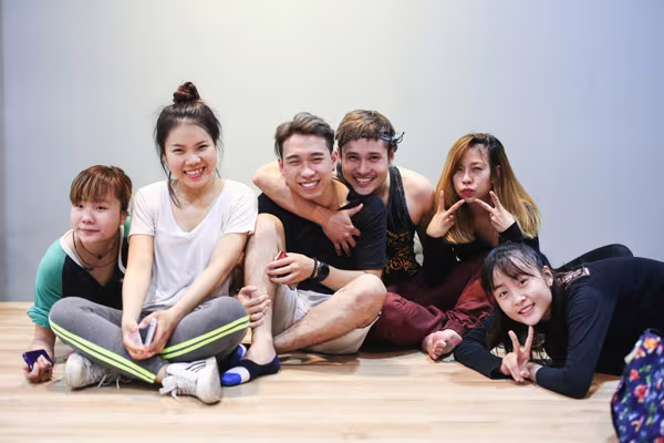 Top 8 Idol miệt mài tập luyện vũ đạo, chinh phục dòng nhạc EDM ảnh 14