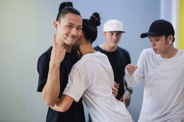 Top 8 Idol miệt mài tập luyện vũ đạo, chinh phục dòng nhạc EDM ảnh 13