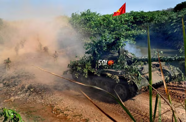 “Quả đấm thép” của Quân đoàn 4 sẵn sàng khai hoả ảnh 9 “Quả đấm thép” của Quân đoàn 4 sẵn sàng khai hoả ảnh 9
