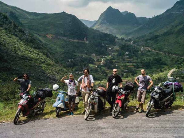 Hành trình 5.500 km “phượt” về phương Nam ảnh 1 Hành trình 5.500 km “phượt” về phương Nam ảnh 1