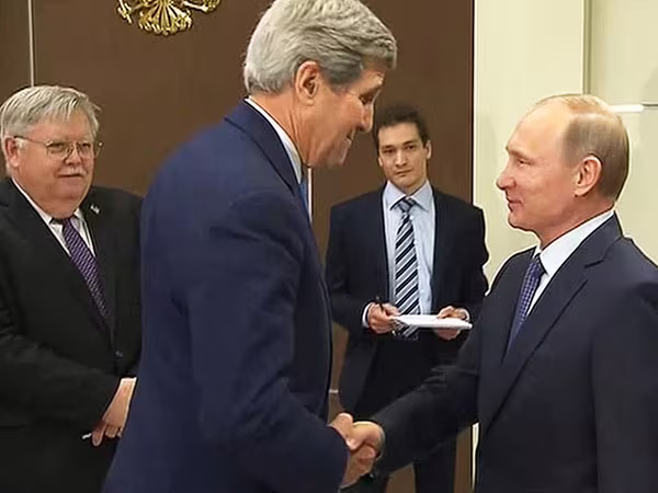 Tín hiệu “phá băng” Nga - Mỹ ảnh 1 Tín hiệu “phá băng” Nga - Mỹ ảnh 1