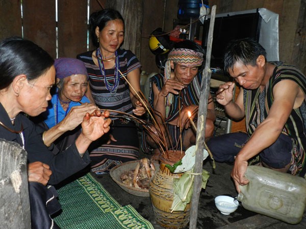 Kỳ lạ giếng thiêng có khả năng chữa bệnh? ảnh 2 Kỳ lạ giếng thiêng có khả năng chữa bệnh? ảnh 2