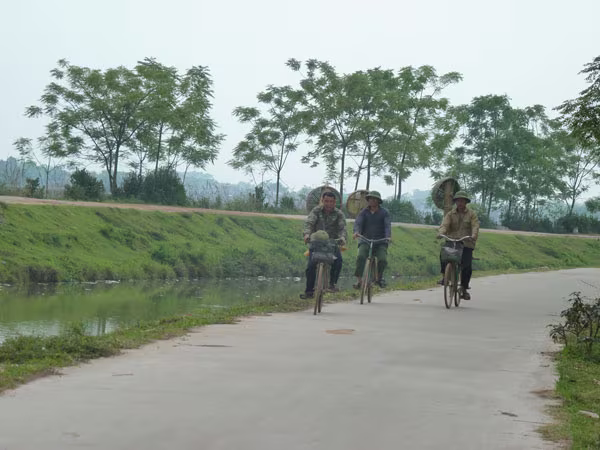 Những người kiếm ăn dưới đáy sông ảnh 2 Những người kiếm ăn dưới đáy sông ảnh 2