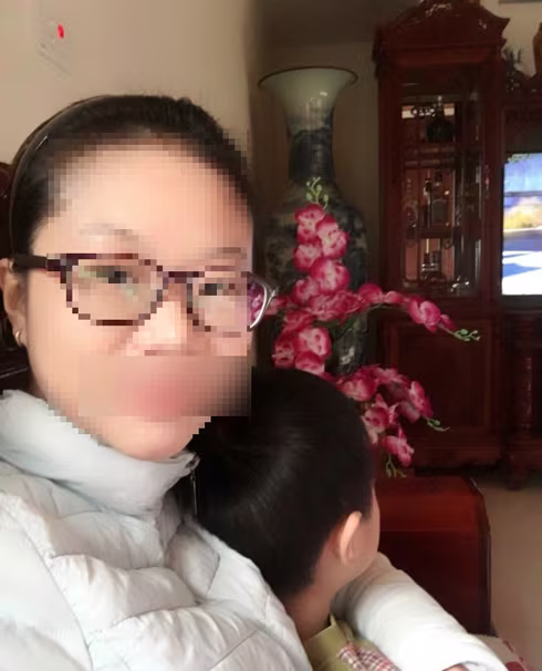 Kinh hãi thứ nước màu đỏ, uống vào là đi theo tà đạo 'Hội Thánh Đức Chúa Trời' ảnh 2 Kinh hãi thứ nước màu đỏ, uống vào là đi theo tà đạo 'Hội Thánh Đức Chúa Trời' ảnh 2