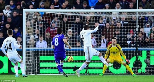 Chùm ảnh: Chelsea thắng giòn giã 5 sao trên sân Swansea ảnh 2 Chùm ảnh: Chelsea thắng giòn giã 5 sao trên sân Swansea ảnh 2