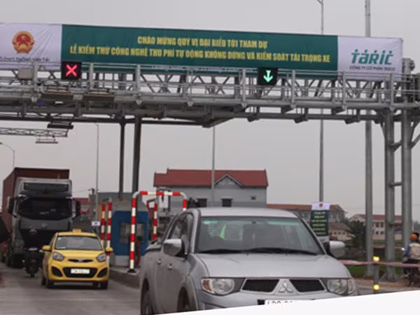 Thử nghiệm hệ thống thu phí tự động trên QL1 và đường Hồ Chí Minh ảnh 1