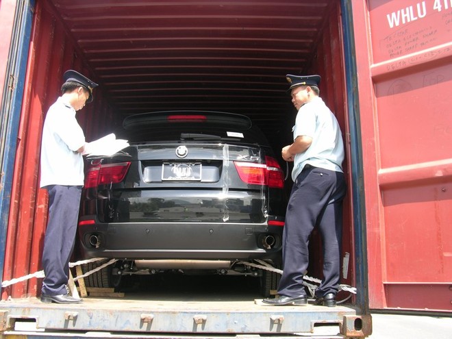 Thuế tăng mạnh: Ôtô đắt thêm cả trăm triệu đồng ảnh 2 Thuế tăng mạnh: Ôtô đắt thêm cả trăm triệu đồng ảnh 2