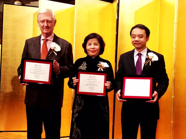 Bà Mai Kiều Liên được vinh danh tại Nhật Bản ảnh 1