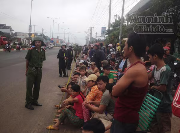 Kết thúc thực nghiệm hiện trường vụ giết 6 người gây chấn động ở Bình Phước ảnh 8 Kết thúc thực nghiệm hiện trường vụ giết 6 người gây chấn động ở Bình Phước ảnh 8