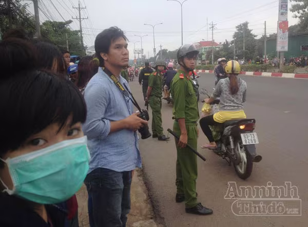 Kết thúc thực nghiệm hiện trường vụ giết 6 người gây chấn động ở Bình Phước ảnh 7 Kết thúc thực nghiệm hiện trường vụ giết 6 người gây chấn động ở Bình Phước ảnh 7