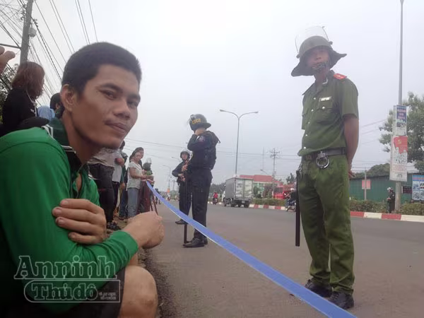 Kết thúc thực nghiệm hiện trường vụ giết 6 người gây chấn động ở Bình Phước ảnh 6 Kết thúc thực nghiệm hiện trường vụ giết 6 người gây chấn động ở Bình Phước ảnh 6