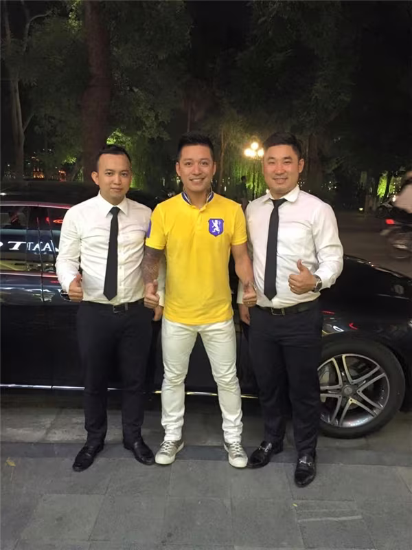 Tuấn Hưng khoe Mercedes S400 vừa mua, giá 4 tỷ đồng ảnh 3