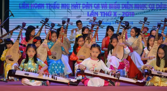 Liên hoan Thiếu nhi hát dân ca và biểu diễn nhạc cụ dân tộc TP.Hà Nội lần thứ X ảnh 3 Liên hoan Thiếu nhi hát dân ca và biểu diễn nhạc cụ dân tộc TP.Hà Nội lần thứ X ảnh 3