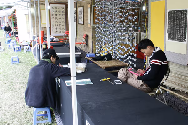 Phố ông Đồ vắng ngơ vắng ngắt ngày cuối năm ảnh 13 Phố ông Đồ vắng ngơ vắng ngắt ngày cuối năm ảnh 13