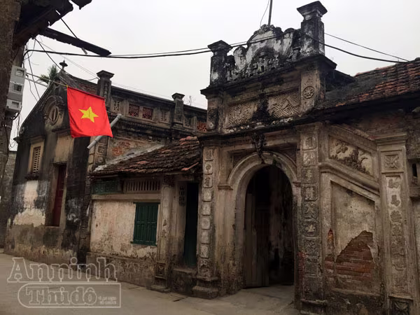 Ngỡ ngàng lạc vào ngôi làng toàn biệt thự 'Tây', gần trăm năm tuổi ảnh 12