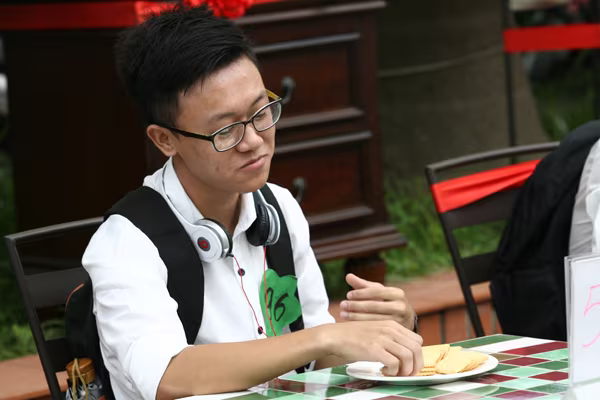 Hà Nội: "Phùng mồm trợn mắt" thi ăn bánh quy ảnh 2 Hà Nội: "Phùng mồm trợn mắt" thi ăn bánh quy ảnh 2