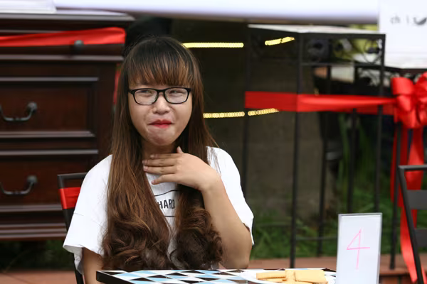 Hà Nội: "Phùng mồm trợn mắt" thi ăn bánh quy ảnh 7 Hà Nội: "Phùng mồm trợn mắt" thi ăn bánh quy ảnh 7