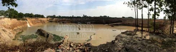 Vụ dấu hiệu khai thác đất trái phép tại Sóc Sơn: Hiện trường bị thay đổi ảnh 1 Vụ dấu hiệu khai thác đất trái phép tại Sóc Sơn: Hiện trường bị thay đổi ảnh 1