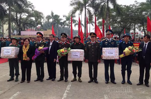 Hà Nội nô nức ngày hội tòng quân năm 2017 ảnh 4 Hà Nội nô nức ngày hội tòng quân năm 2017 ảnh 4