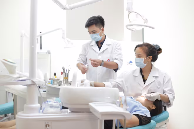 Chất lượng tương đương nhưng dịch vụ đi trước, người dân đổ xô đi khám viện tư ảnh 2 Chất lượng tương đương nhưng dịch vụ đi trước, người dân đổ xô đi khám viện tư ảnh 2