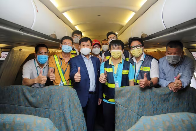 Doanh nhân Johnathan Hạnh Nguyễn tặng 750.000 khẩu trang, 16.500 bộ bảo hộ chống Covid-19 cho Philippines ảnh 2 Doanh nhân Johnathan Hạnh Nguyễn tặng 750.000 khẩu trang, 16.500 bộ bảo hộ chống Covid-19 cho Philippines ảnh 2