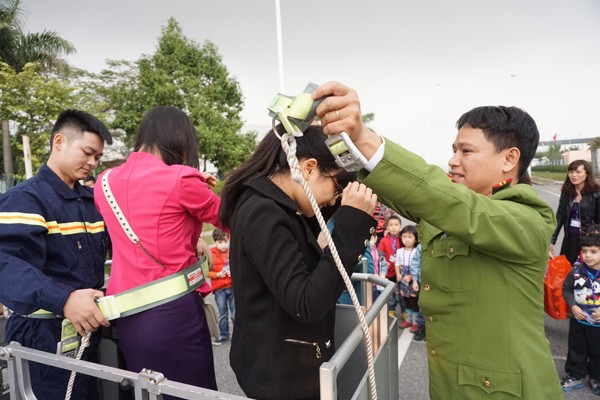 Những “bài học” thoát nạn cơ bản ảnh 14 Những “bài học” thoát nạn cơ bản ảnh 14