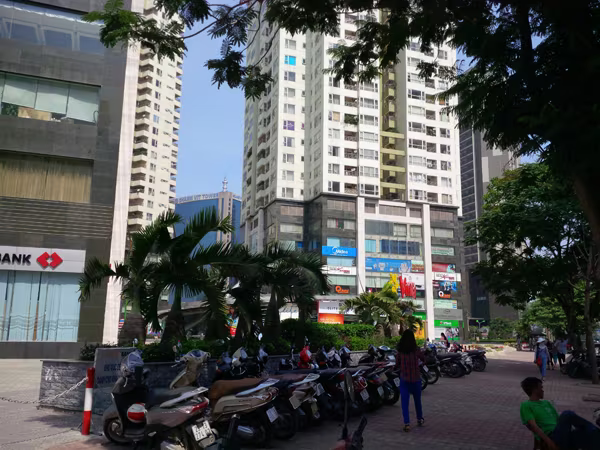 Lối thoát nạn chung cư bị bịt kín, xảy cháy dân chạy đi đâu? ảnh 1