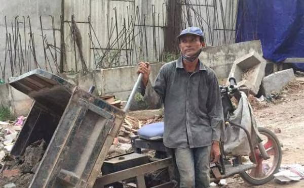 Xử lý mạnh tay với nạn đổ trộm phế thải ra nơi công cộng ảnh 1 Xử lý mạnh tay với nạn đổ trộm phế thải ra nơi công cộng ảnh 1