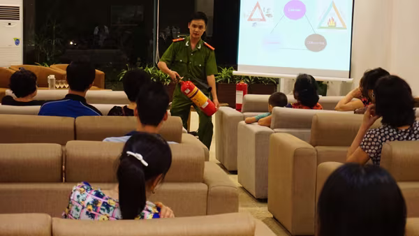 Xây dựng thế trận phòng cháy từ mỗi người dân ảnh 1 Xây dựng thế trận phòng cháy từ mỗi người dân ảnh 1